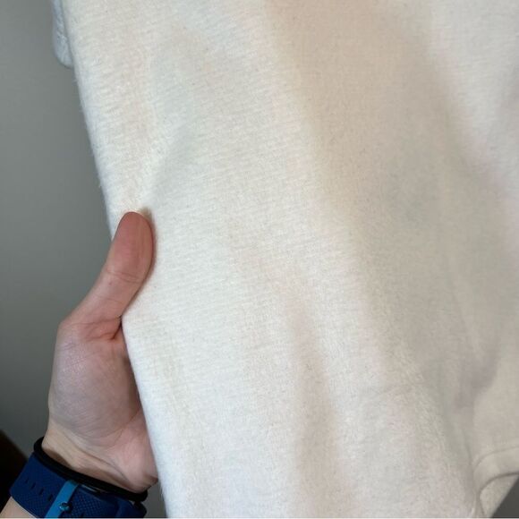 ✨ Steventai Women’s White Fleece Top Medium - Picture 5 of 12